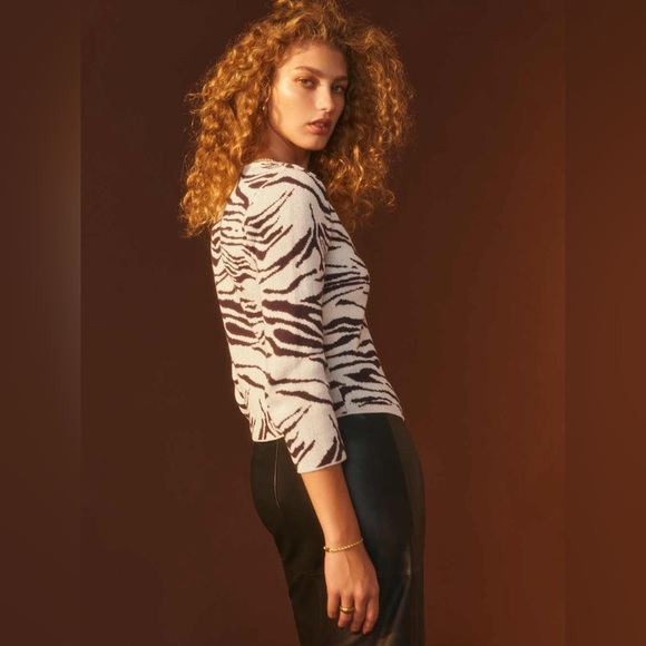 NEW Reformation Birdie Novelty Cardigan Size Small Color White Brown - Picture 8 of 9